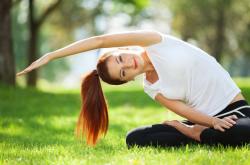 总决赛战况：费城76人防线稳固，皇家马德里进攻受阻，布伦森成最佳(nba勇士队最新消息比分)